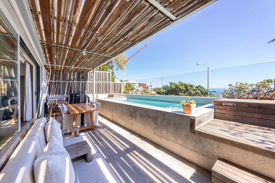 2 Bedroom Property for Sale in Camps Bay Western Cape